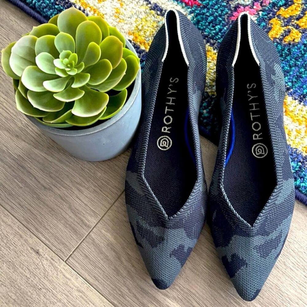 - Rothys the point size 10 retired gray camo white halo woman’s flat shoes